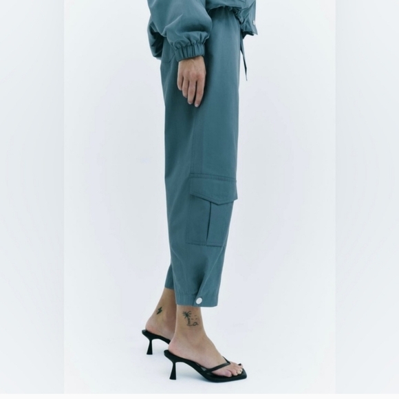 Zara Women's High Waisted Belted Barrel Cargo Trousers Size XS - Picture 13 of 14